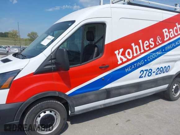 2023 Ford Transit Cargo with VIN 1FTBR1C80PKA43077, listed as a IAAI auction lot 40182475 with 15,656 mi miles and . Bid and sale history available at DreamBid. Image 15.