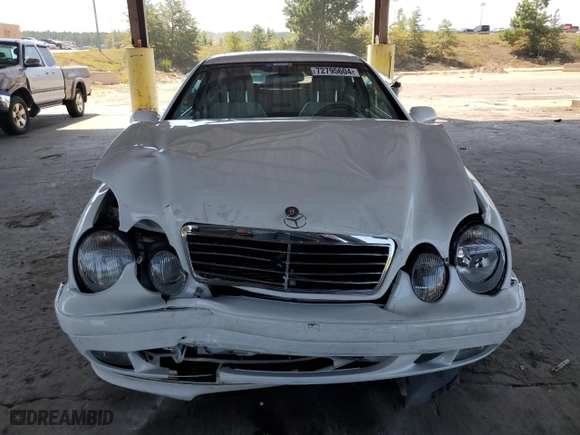 2001 Mercedes-Benz CLK-Class with VIN WDBLJ65G21F185247, listed as a Copart auction lot 72795604 with 28,461 mi miles and Salvage Title. Bid and sale history available at carsss.com. Image 5.