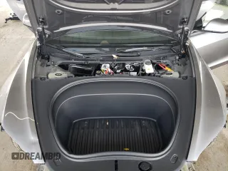2025 Tesla Model 3 Long Range with VIN 5YJ3E1EA8SF880617, listed as a Copart auction lot 49484815 with 2,625 mi miles and Salvage Title. Bid and sale history available at DreamBid. Image 12.