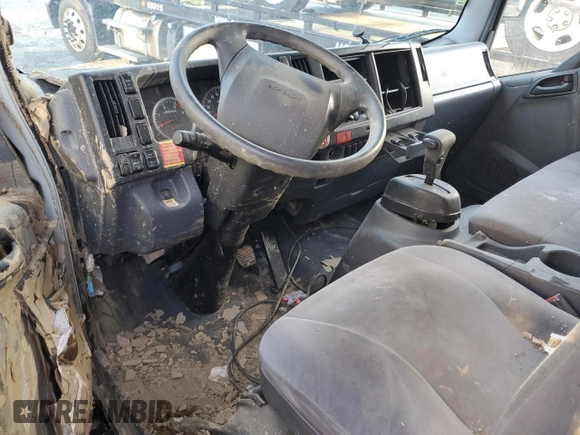 2020 Isuzu NRR IBT with VIN JALE5W165L7306294, listed as a Copart auction lot 86615774 with Not provided miles and Salvage title. Bid and sale history available at DreamBid. Image 8.
