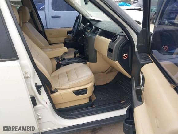 2006 Land Rover LR3 SE with VIN SALAE25446A375303, listed as a IAAI auction lot 40746056 with 252,713 mi miles. Bid and sale history available at carsss.com. Image 5.