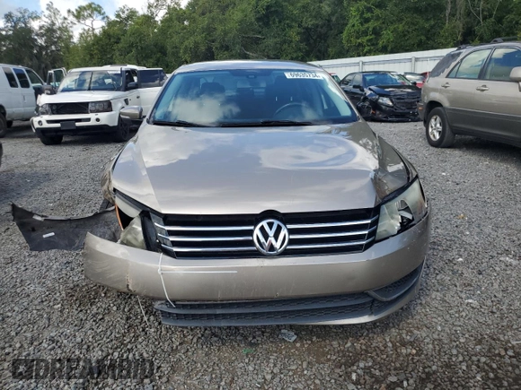 2015 Volkswagen Passat SE с VIN 1VWBS7A39FC063364, выставлен на аукционе Copart как лот 69635734 с пробегом 143 658 миль миль и Списание • Salvage title. История ставок и продаж доступна на DreamBid. Изображение 5.
