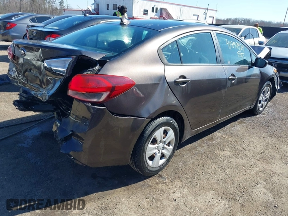 2017 Kia Forte LX with VIN 3KPFK4A76HE041128, listed as a IAAI auction lot 41897924 with 46,035 mi miles. Bid and sale history available at carsss.com. Image 4.