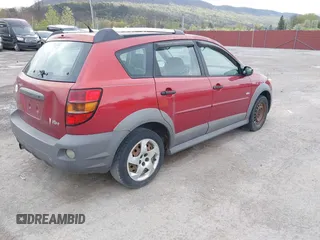 2008 Pontiac Vibe with VIN 5Y2SL65818Z409178, listed as a IAAI auction lot 42025318 with 224,690 mi miles. Bid and sale history available at carsss.com. Image 4.