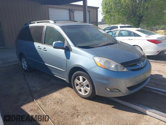 2007 Toyota Sienna XLE with VIN 5TDZK22C67S026114, listed as a IAAI auction lot 41913559 with 80,803 mi miles. Bid and sale history available at carsss.com. Image 1.
