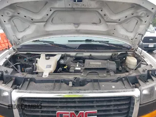 2017 GMC Savana Cargo z VIN 1GTW7AFF3H1903983, wystawiony jako IAAI lot #42369550 z przebiegiem 112 140 mil mil oraz . Historia ofert i sprzedaży dostępna na DreamBid. Obrazek 10.