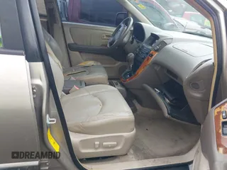 1999 Lexus RX 300 z VIN JT6GF10U8X0029642, wystawiony jako IAAI lot #42188006 z przebiegiem 350 865 mil mil oraz . Historia ofert i sprzedaży dostępna na DreamBid. Obrazek 5.