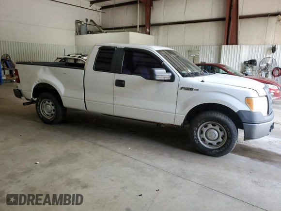 2011 Ford F-150 XL with VIN 1FTFX1CF8BFB04053, listed as a Copart auction lot 54136625 with 96,557 mi miles and Clean Title. Bid and sale history available at carsss.com. Image 4.