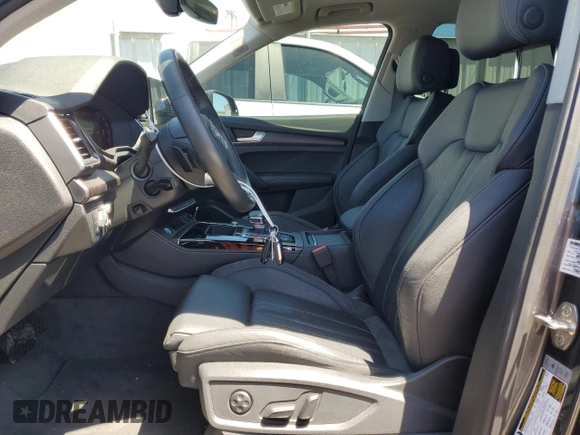 2023 Audi Q5 S line Prestige with VIN WA1FAAFY3P2055352, listed as a Copart auction lot 48815035 with 17,863 mi miles and Salvage title. Bid and sale history available at DreamBid. Image 7.