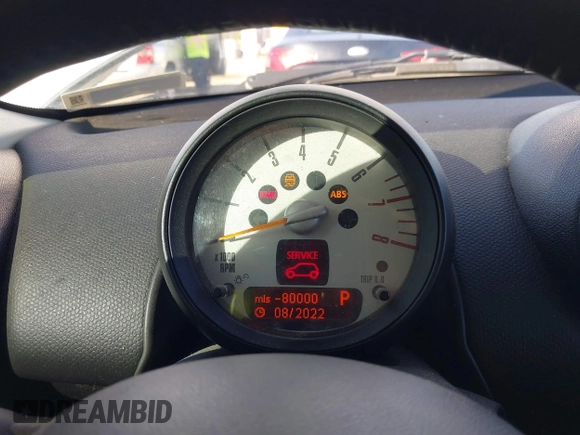 2014 MINI Countryman with VIN WMWZB3C59EWR40065, listed as a IAAI auction lot 40838816 with 80,000 mi miles and . Bid and sale history available at DreamBid. Image 7.