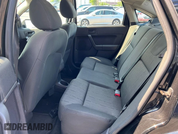 2008 Ford Focus SE with VIN 1FAHP35N28W24058, listed as a Copart auction lot 66020775 with 164,683 mi miles and Clean title. Bid and sale history available at DreamBid. Image 6.