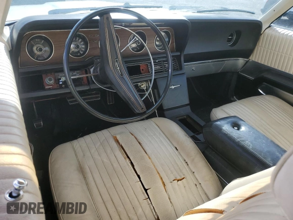 1969 Ford Thunderbird with VIN 9J83N122985, listed as a Copart auction lot 49285385 with 22,722 mi miles and Clean Title. Bid and sale history available at DreamBid. Image 8.