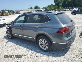 2018 Volkswagen Tiguan SEL с VIN 3VV2B7AX9JM095648, выставлен на аукционе Copart как лот 62558265 с пробегом 104 498 миль миль и Списание • Salvage title. История ставок и продаж доступна на DreamBid. Изображение 2.