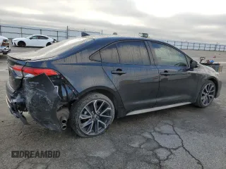 2020 Toyota Corolla SE with VIN JTDS4RCE6LJ040087, listed as a Copart auction lot 49458955 with 68,400 mi miles and Salvage Title. Bid and sale history available at carsss.com. Image 3.