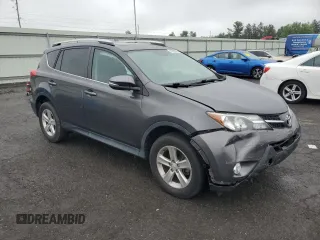 2013 Toyota RAV4 XLE with VIN 2T3RFREV7DW120510, listed as a Copart auction lot 61197695 with 107,647 mi miles and Salvage title. Bid and sale history available at DreamBid. Image 4.