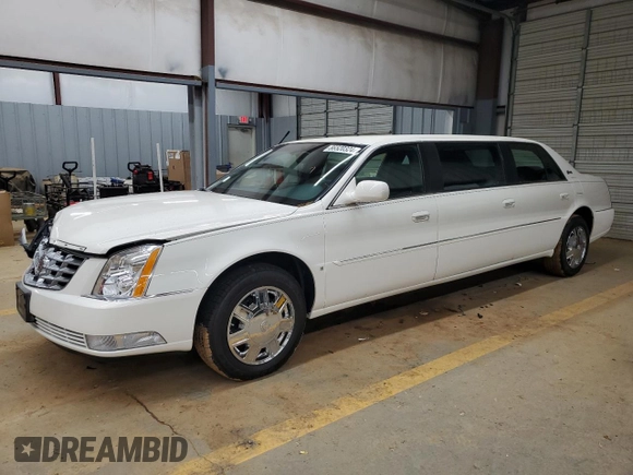 2006 Cadillac DTS Professional z VIN 1GEEH96Y36U550382, wystawiony jako Copart lot #86520324 z przebiegiem 26 199 mil mil oraz Szkody całkowita. Historia ofert i sprzedaży dostępna na DreamBid. Obrazek 1.