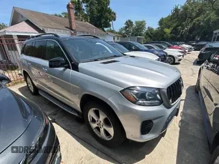 2017 Mercedes-Benz GLS 450 z VIN 4JGDF6EE4HA953223, wystawiony jako Copart lot #62134035 z przebiegiem 67 209 mil mil oraz Czysty tytuł • Clean title. Historia ofert i sprzedaży dostępna na DreamBid. Obrazek 1.