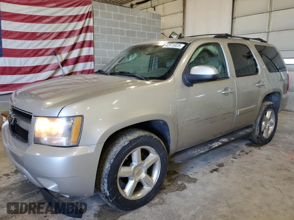 2007 Chevrolet Tahoe LT z VIN 1GNEK130X7R127210, wystawiony jako Copart lot #42973325 z przebiegiem 228 650 mil mil oraz Szkoda całkowita • Salvage title. Historia ofert i sprzedaży dostępna na DreamBid. Obrazek 1.