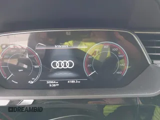 2022 Audi e-tron Premium Plus with VIN WA1LAAGE6NB033284, listed as a IAAI auction lot 41784457 with 30,964 mi miles and . Bid and sale history available at DreamBid. Image 7.