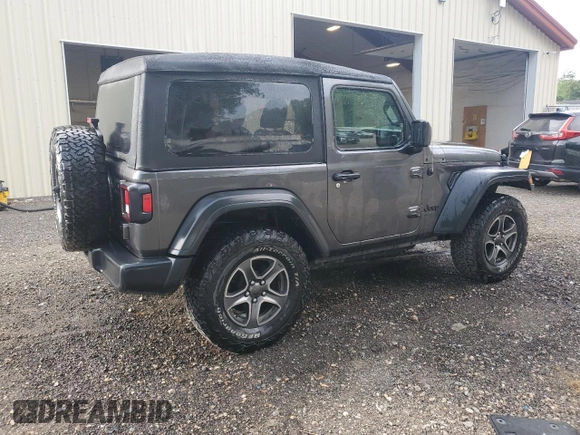 2021 Jeep Wrangler Willys with VIN 1C4GJXAG8MW756324, listed as a Copart auction lot 61951645 with 37,601 mi miles and Salvage title. Bid and sale history available at DreamBid. Image 3.