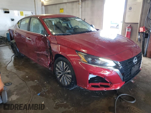 2024 Nissan Altima 2.5 SV with VIN 1N4BL4DW3RN396629, listed as a Copart auction lot 47106925 with 2,048 mi miles and Salvage Title. Bid and sale history available at carsss.com. Image 4.