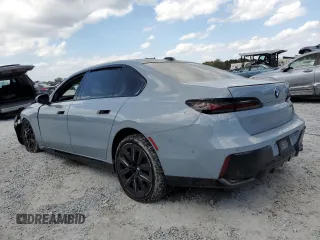 2023 BMW 7 Series 740i z VIN WBA23EH08PCM24789, wystawiony jako Copart lot #47390015 z przebiegiem 51 854 mil mil oraz Nie do naprawy • Non repairable. Historia ofert i sprzedaży dostępna na DreamBid. Obrazek 2.