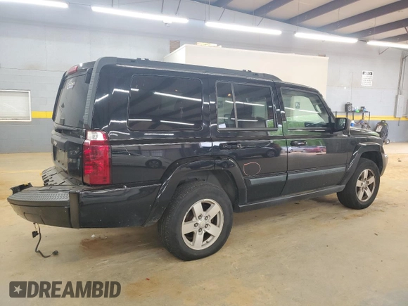 2008 Jeep Commander Sport z VIN 1J8HG48K08C135414, wystawiony jako Copart lot #52410675 z przebiegiem 200 480 mil mil oraz Szkoda całkowita • Salvage title. Historia ofert i sprzedaży dostępna na DreamBid. Obrazek 3.