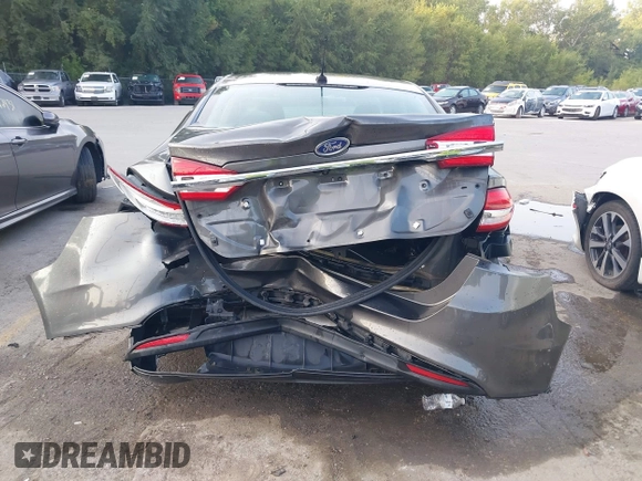 2017 Ford Fusion S with VIN 3FA6P0G76HR121500, listed as a IAAI auction lot 40308024 with 130,325 mi miles. Bid and sale history available at carsss.com. Image 17.