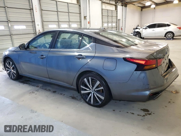 2022 Nissan Altima SR with VIN 1N4BL4CV4NN386209, listed as a Copart auction lot 54313275 with 104,632 mi miles and Salvage Title. Bid and sale history available at DreamBid. Image 2.