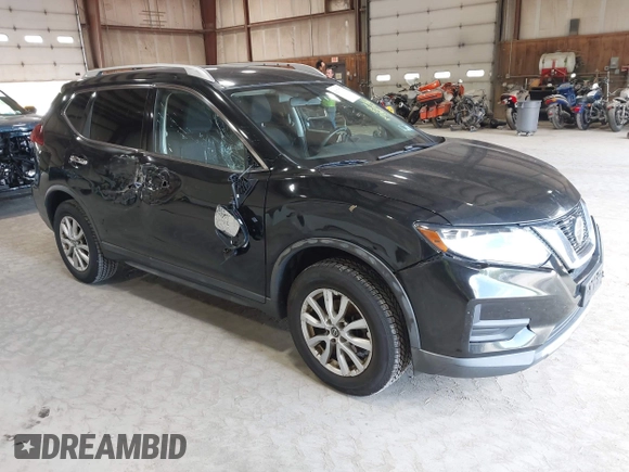 2018 Nissan Rogue SV z VIN KNMAT2MV7JP610600, wystawiony jako IAAI lot #42171714 z przebiegiem 70 299 mil mil oraz . Historia ofert i sprzedaży dostępna na DreamBid. Obrazek 1.
