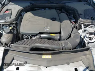 2022 Mercedes-Benz E 350 with VIN W1KZF8DB5NB068876, listed as a IAAI auction lot 41999445 with 31,786 mi miles and . Bid and sale history available at DreamBid. Image 10.