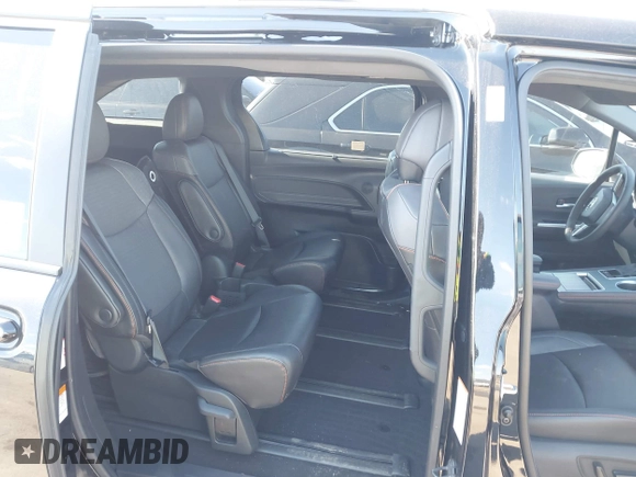 2024 Toyota Sienna XSE with VIN 5TDXSKFC1RS138680, listed as a IAAI auction lot 41640585 with 46,536 mi miles. Bid and sale history available at carsss.com. Image 8.