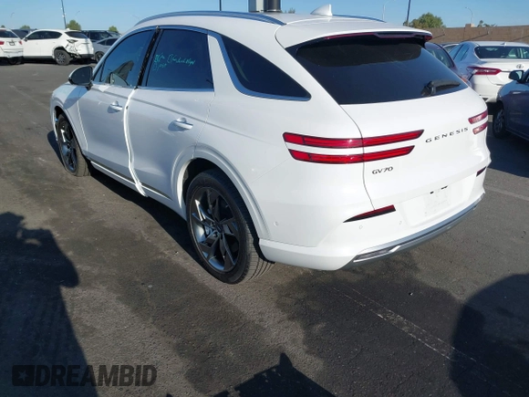 2024 Genesis GV70 Advanced with VIN 5NMMCET1XRH002913, listed as a IAAI auction lot 41959174 with 8,207 mi miles and . Bid and sale history available at DreamBid. Image 3.