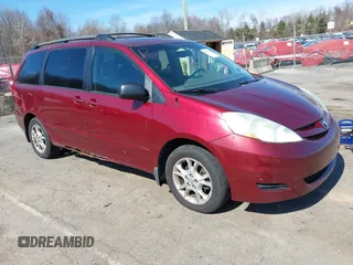 2006 Toyota Sienna LE with VIN 5TDBA23C46S060554, listed as a IAAI auction lot 41791667 with 286,359 mi miles. Bid and sale history available at carsss.com. Image 1.