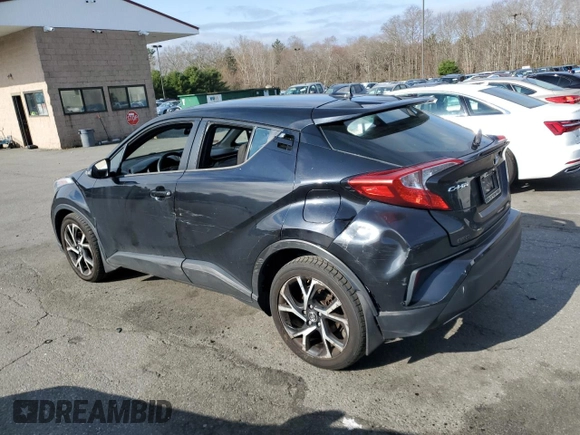 2018 Toyota C-HR XLE z VIN NMTKHMBX5JR016663, wystawiony jako Copart lot #52088425 z przebiegiem 106 566 mil mil oraz Szkoda całkowita • Salvage title. Historia ofert i sprzedaży dostępna na DreamBid. Obrazek 2.