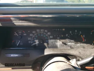 1999 Buick LeSabre Limited z VIN 1G4HR52KXXH454686, wystawiony jako Copart lot #81587074 z przebiegiem 272 932 mil mil oraz Szkoda całkowita • Salvage title. Historia ofert i sprzedaży dostępna na DreamBid. Obrazek 9.