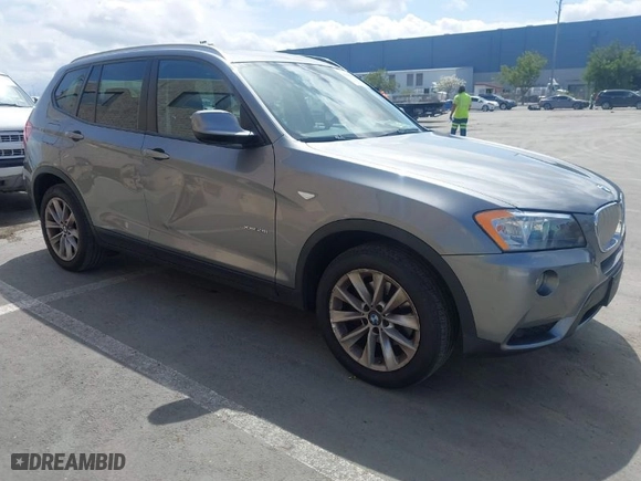 2013 BMW X3 xDrive28i with VIN 5UXWX9C59D0A17792, listed as a IAAI auction lot 41902533 with 63,104 mi miles. Bid and sale history available at carsss.com. Image 1.