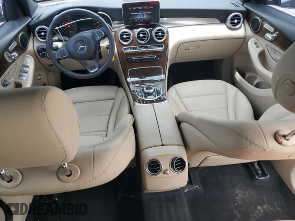 2018 Mercedes-Benz GLC 300 z VIN WDC0G4JBXJV060367, wystawiony jako Copart lot #64469195 z przebiegiem 105 569 mil mil oraz Szkoda całkowita • Salvage title. Historia ofert i sprzedaży dostępna na DreamBid. Obrazek 8.