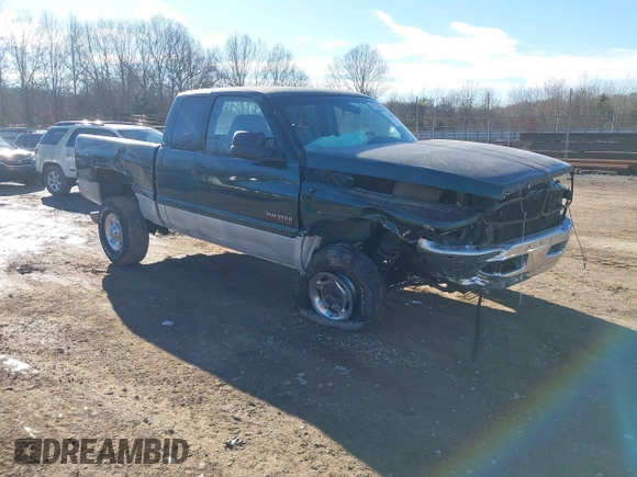 2000 Dodge Ram 2500 with VIN 1B7KF2361YJ135576, listed as a IAAI auction lot 41326893 with 1 mi miles. Bid and sale history available at carsss.com. Image 1.