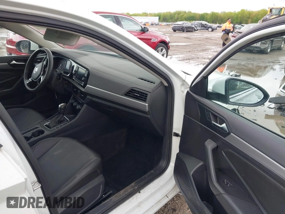 2020 Volkswagen Jetta S с VIN 3VWCB7BU9LM067517, выставлен на аукционе IAAI как лот 42186355 с пробегом 69 467 миль миль и . История ставок и продаж доступна на DreamBid. Изображение 5.