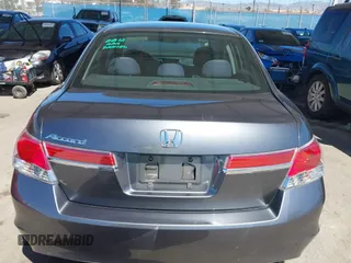 2012 Honda Accord LX Premium z VIN 1HGCP2F4XCA101593, wystawiony jako IAAI lot #41860693 z przebiegiem 76 912 mil mil oraz . Historia ofert i sprzedaży dostępna na DreamBid. Obrazek 16.