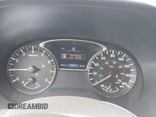 2020 Nissan Pathfinder SL with VIN 5N1DR2CN8LC614089, listed as a IAAI auction lot 41594569 with 80,635 mi miles. Bid and sale history available at carsss.com. Image 7.