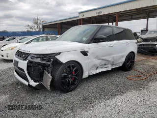 2020 Land Rover Range Rover Sport SVR z VIN SALWZ2RE8LA709700, wystawiony jako Copart lot #45527625 z przebiegiem 50 256 mil mil oraz Nie do naprawy • Non repairable. Historia ofert i sprzedaży dostępna na DreamBid. Obrazek 1.