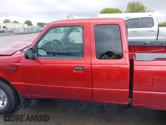 2001 Ford Ranger XLT Appearance with VIN 1FTYR14E81TA29380, listed as a IAAI auction lot 41956602 with 165,528 mi miles. Bid and sale history available at carsss.com. Image 14.