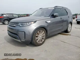 2017 Land Rover Discovery HSE z VIN SALRRBBV1HA005692, wystawiony jako Copart lot #56106565 z przebiegiem 137 068 mil mil oraz Czysty tytuł • Clean title. Historia ofert i sprzedaży dostępna na DreamBid. Obrazek 1.