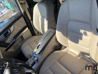 2013 Mercedes-Benz GLK 350 with VIN WDCGG8JB9DG096159, listed as a Copart auction lot 46438474 with 57,469 mi miles and Salvage Title. Bid and sale history available at DreamBid. Image 6.