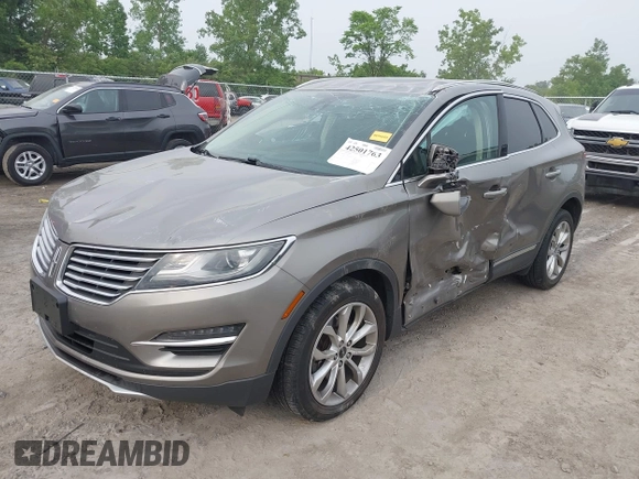 2016 Lincoln MKC Select with VIN 5LMCJ2C97GUJ30711, listed as a IAAI auction lot 42501763 with 118,430 mi miles and . Bid and sale history available at DreamBid. Image 2.