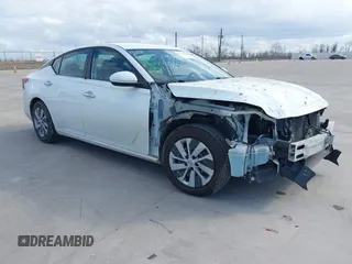 2020 Nissan Altima S z VIN 1N4BL4BV7LC250182, wystawiony jako IAAI lot #41525288 z przebiegiem 84 641 mil mil oraz . Historia ofert i sprzedaży dostępna na DreamBid. Obrazek 1.