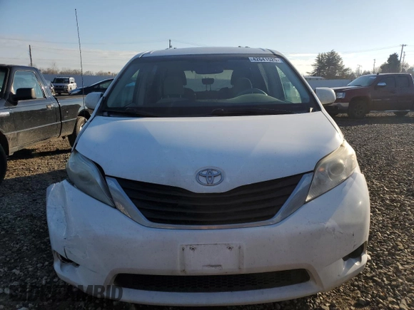 2013 Toyota Sienna LE AAS with VIN 5TDKK3DC7DS397847, listed as a Copart auction lot 42641525 with 200,866 mi miles and Salvage title. Bid and sale history available at DreamBid. Image 5.