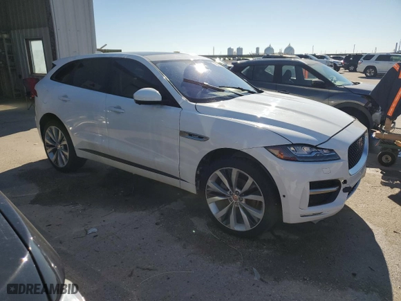 2017 Jaguar F-PACE 35t R-Sport with VIN SADCL2BVXHA076909, listed as a Copart auction lot 49090205 with 128,013 mi miles and Salvage Title. Bid and sale history available at carsss.com. Image 4.
